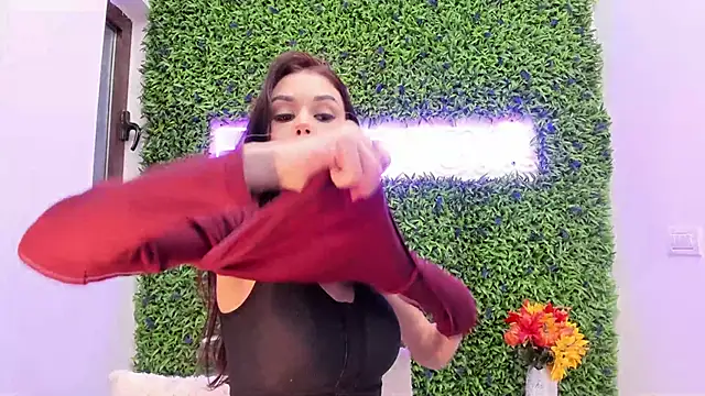 Snapshot of realhotfallingdevil chatting on November 17, 2025, 5:55 am realhotfallingdevil online show from November 17, 2025, 5:55 am