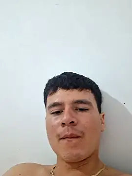 Andres1052 online show from February 12, 2026, 9:25 pm