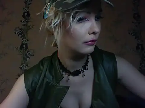 Snapshot of WildMissNiks chatting on March 5, 2026, 9:50 am WildMissNiks online show from March 5, 2026, 9:50 am