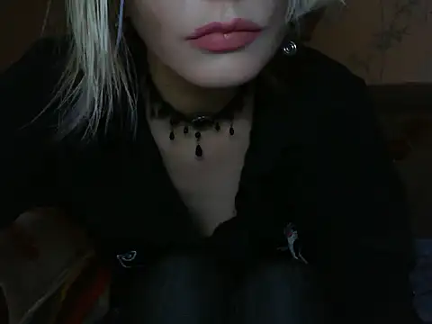 Snapshot of WildMissNiks chatting on June 1, 2026, 7:08 am WildMissNiks online show from June 1, 2026, 7:08 am