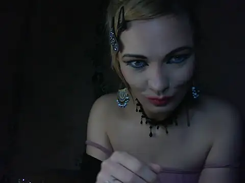 Snapshot of WildMissNiks chatting on June 26, 2026, 7:47 am WildMissNiks online show from June 26, 2026, 7:47 am