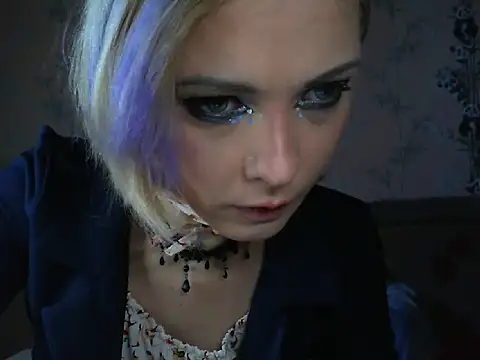 Snapshot of WildMissNiks chatting on March 16, 2026, 8:29 am WildMissNiks online show from March 16, 2026, 8:29 am