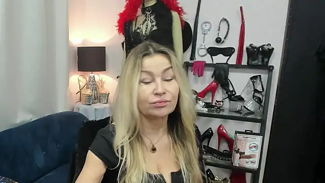 crystaLUX online show from March 24, 2026, 5:29 am