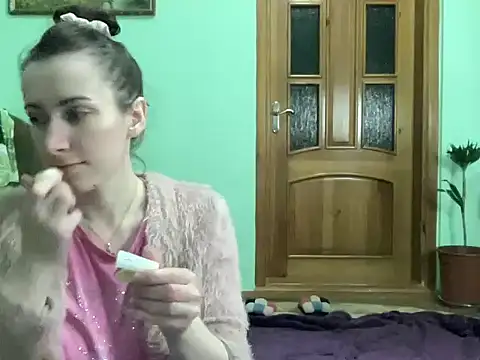 Snapshot of AngelTough20 chatting on November 19, 2025, 11:49 pm AngelTough20 online show from November 19, 2025, 11:49 pm