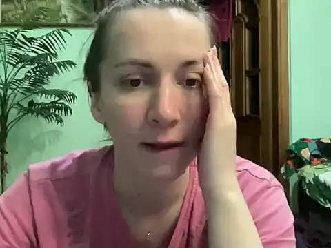 Snapshot of AngelTough20 chatting on May 28, 2026, 10:59 pm AngelTough20 online show from May 28, 2026, 10:59 pm