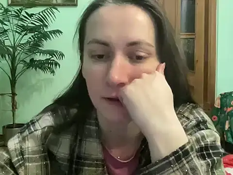 Snapshot of AngelTough20 chatting on April 7, 2026, 11:28 pm AngelTough20 online show from April 7, 2026, 11:28 pm