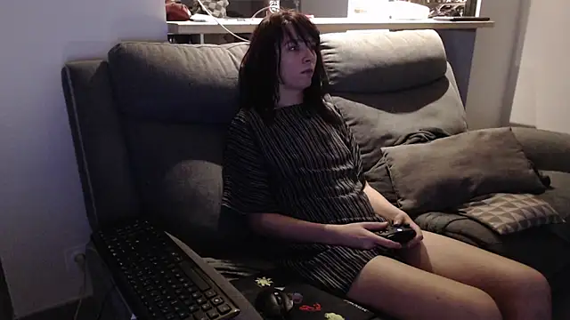 missthon0 online show from November 2, 2025, 12:21 pm