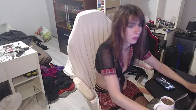 missthon0 online show from May 10, 2026, 8:51 am