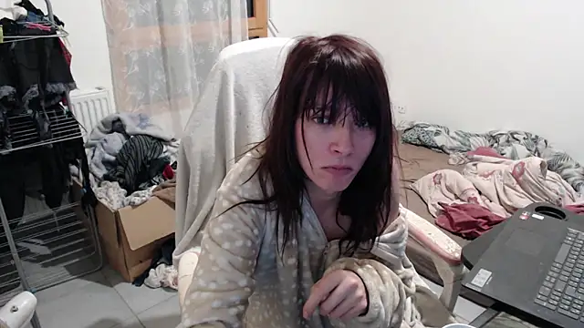 missthon0 online show from November 13, 2025, 6:17 am