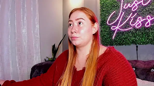 hannamartinn online show from October 7, 2025, 3:24 pm