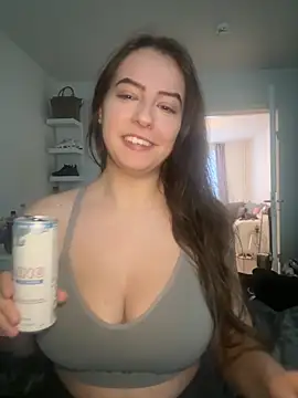 eleonoree online show from May 31, 2026, 4:35 pm