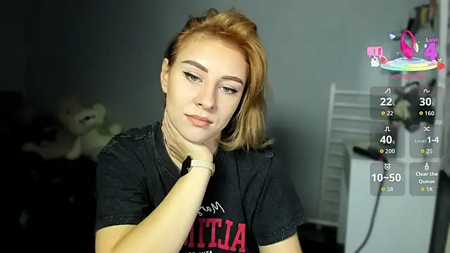 Snapshot of KindKristy chatting on November 10, 2025, 5:01 am KindKristy online show from November 10, 2025, 5:01 am