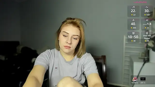 Snapshot of KindKristy chatting on November 23, 2025, 5:28 am KindKristy online show from November 23, 2025, 5:28 am