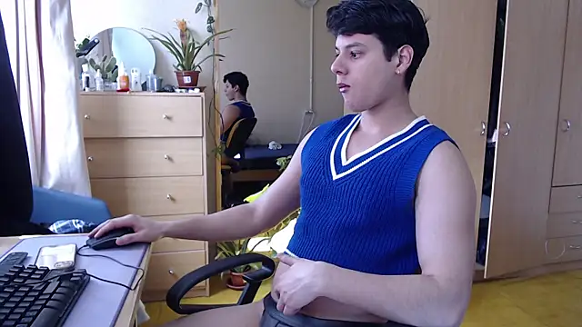 tomas boy20 online show from May 1, 2026, 12:32 pm