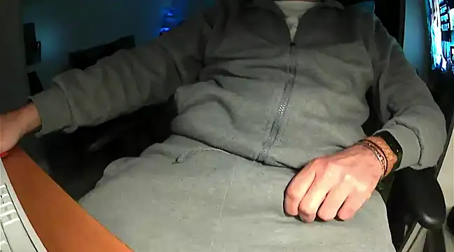 DoubleMassiveT online show from February 20, 2025, 12:30 am