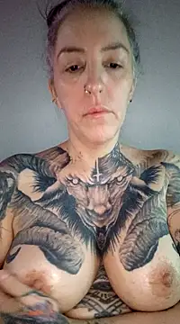 Snapshot of vamporasuccubus19777 chatting on March 20, 2025, 3:45 am vamporasuccubus19777 online show from March 20, 2025, 3:45 am