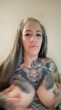 Snapshot of vamporasuccubus19777 chatting on March 15, 2025, 12:25 am vamporasuccubus19777 online show from March 15, 2025, 12:25 am