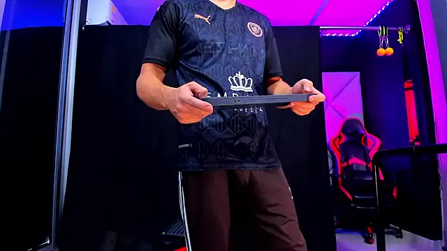 Aydenmiller96 online show from October 27, 2025, 7:15 pm