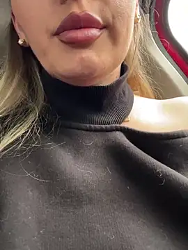 Dirtyfeelin online show from March 1, 2025, 1:07 pm