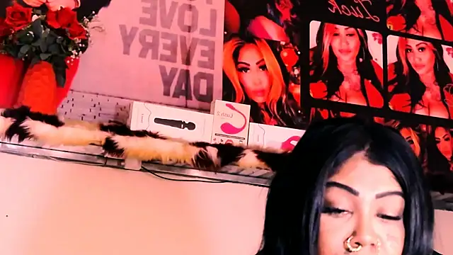 indian dreamgirl online show from November 26, 2025, 7:58 pm