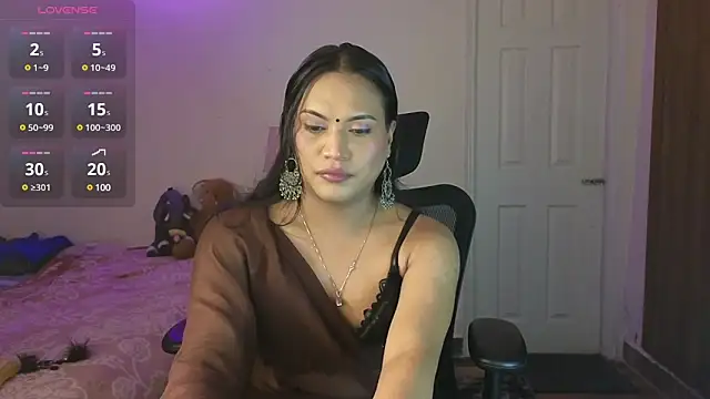 Snapshot of DarlingJenny22 chatting on December 19, 2024, 8:44 pm DarlingJenny22 online show from December 19, 2024, 8:44 pm