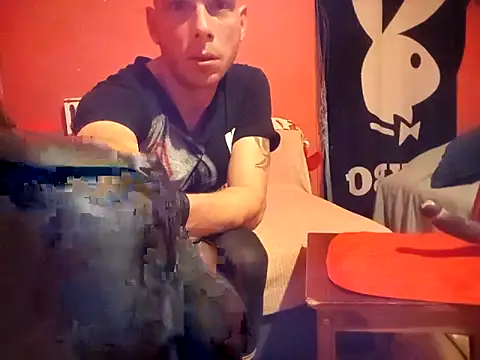 Snapshot of PlusSeks90 chatting on November 10, 2025, 10:04 pm PlusSeks90 online show from November 10, 2025, 10:04 pm