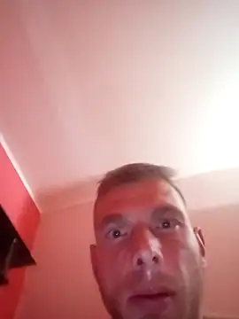 Snapshot of PlusSeks90 chatting on November 15, 2025, 4:55 pm PlusSeks90 online show from November 15, 2025, 4:55 pm