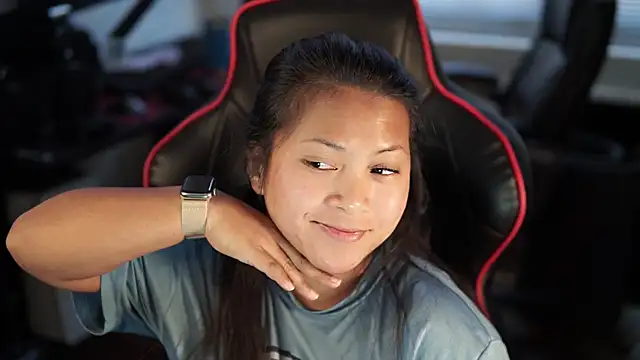 Snapshot of Bubbleliyah chatting on December 25, 2024, 4:32 pm Bubbleliyah online show from December 25, 2024, 4:32 pm