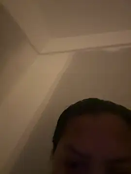 Snapshot of Bubbleliyah chatting on February 26, 2026, 10:43 pm Bubbleliyah online show from February 26, 2026, 10:43 pm