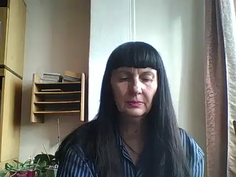 MelanyBanks online show from October 31, 2025, 10:23 am