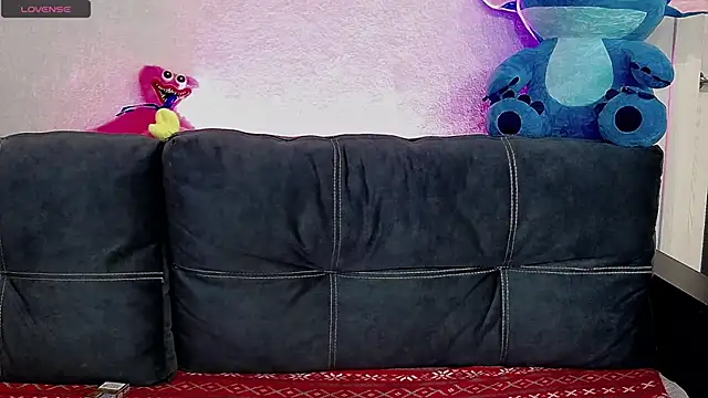 Snapshot of TeaAlen chatting on January 21, 2025, 7:17 pm TeaAlen online show from January 21, 2025, 7:17 pm