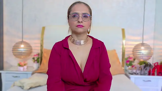 MarilynVega1 online show from June 22, 2026, 9:01 pm