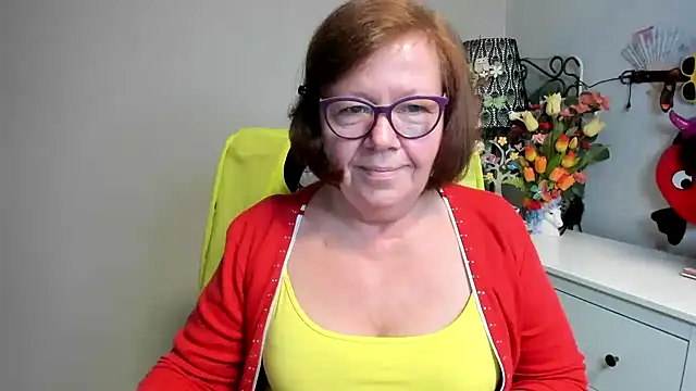 Snapshot of Adelewildx chatting on May 25, 2026, 2:11 am Adelewildx online show from May 25, 2026, 2:11 am