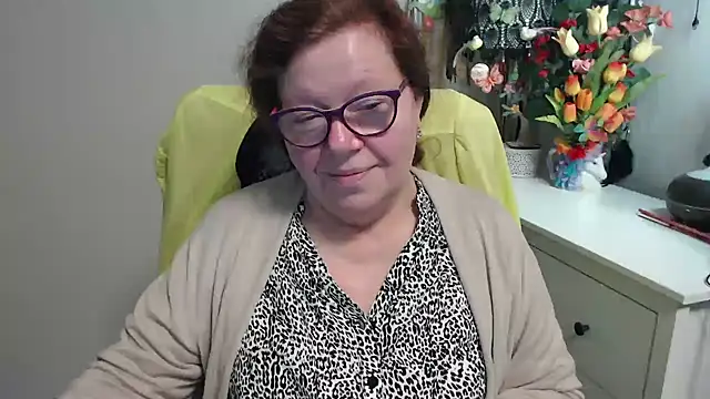 Adelewildx online show from February 19, 2026, 5:04 am