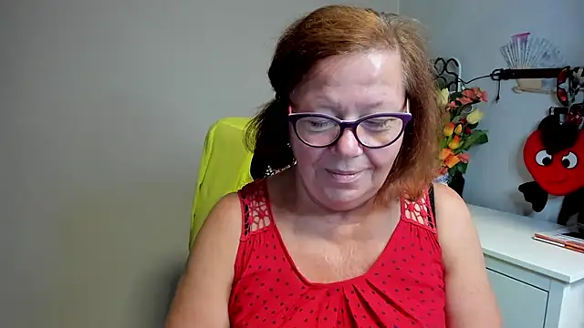 Snapshot of Adelewildx chatting on June 26, 2026, 1:55 am Adelewildx online show from June 26, 2026, 1:55 am