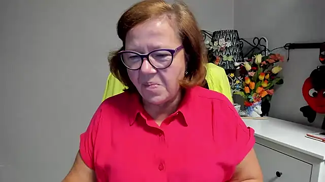 Snapshot of Adelewildx chatting on July 7, 2026, 2:36 am Adelewildx online show from July 7, 2026, 2:36 am
