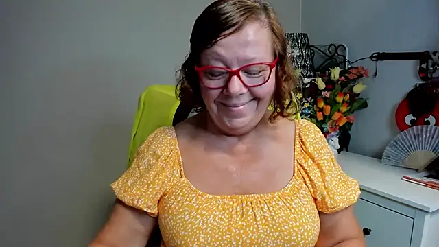 Snapshot of Adelewildx chatting on July 1, 2026, 3:29 am Adelewildx online show from July 1, 2026, 3:29 am