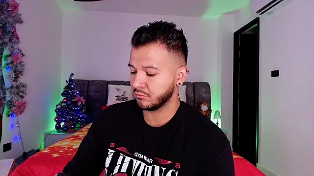 Snapshot of mister_miike chatting on December 3, 2025, 3:07 am mister miike online show from December 3, 2025, 3:07 am