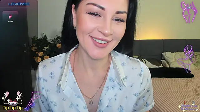 Snapshot of KerryCandy_Girl chatting on December 16, 2025, 6:28 am KerryCandy Girl online show from December 16, 2025, 6:28 am