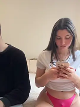 couplepenetration online show from March 1, 2026, 9:42 am