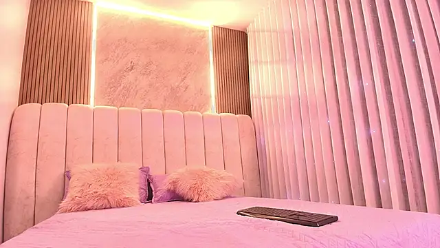 Snapshot of emyli_sw_ chatting on December 5, 2025, 3:05 am emyli sw online show from December 5, 2025, 3:05 am