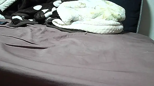 Snapshot of smalldick3280 chatting on December 9, 2024, 10:11 am smalldick3280 online show from December 9, 2024, 10:11 am