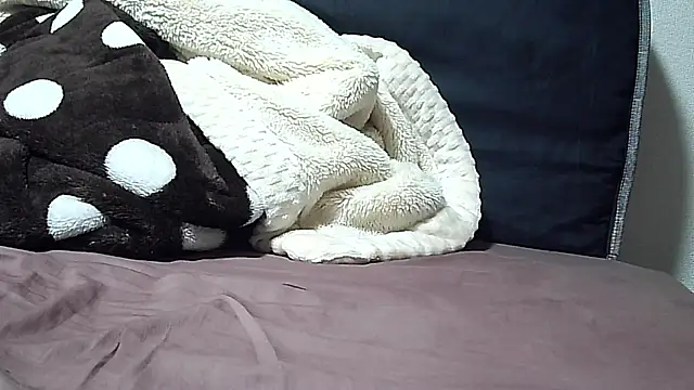 Snapshot of smalldick3280 chatting on December 23, 2024, 9:05 am smalldick3280 online show from December 23, 2024, 9:05 am