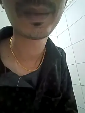 Snapshot of dreamtoungelick69 chatting on March 7, 2025, 3:08 am dreamtoungelick69 online show from March 7, 2025, 3:08 am