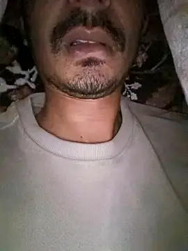 Snapshot of dreamtoungelick69 chatting on February 17, 2026, 3:53 pm dreamtoungelick69 online show from February 17, 2026, 3:53 pm