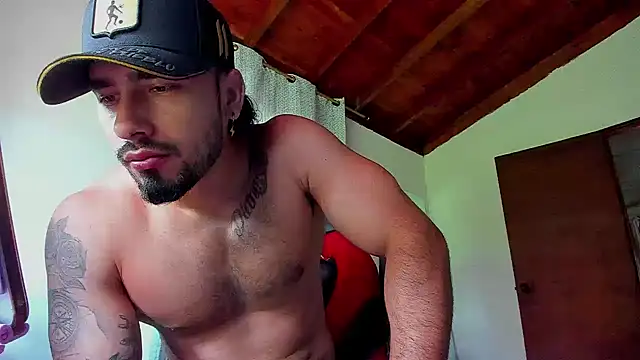 Snapshot of Baky_sexy chatting on December 4, 2025, 2:05 pm Baky sexy online show from December 4, 2025, 2:05 pm