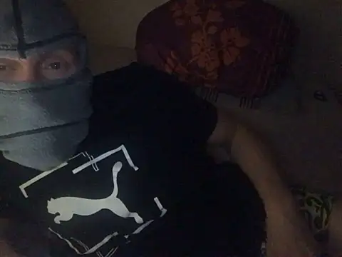 Chris-LE91 online show from October 10, 2025, 12:33 am