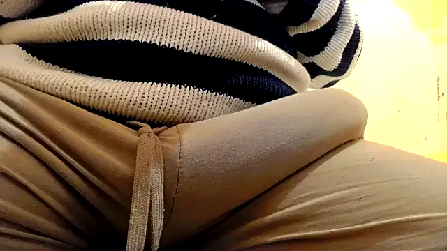 Snapshot of gae89tano chatting on February 11, 2026, 10:48 am gae89tano online show from February 11, 2026, 10:48 am