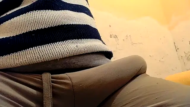 Snapshot of gae89tano chatting on December 18, 2025, 12:09 pm gae89tano online show from December 18, 2025, 12:09 pm