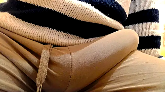 Snapshot of gae89tano chatting on February 9, 2026, 9:29 am gae89tano online show from February 9, 2026, 9:29 am